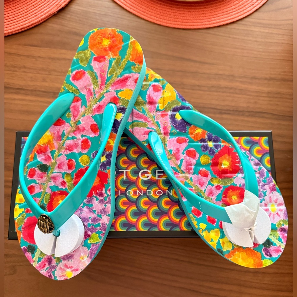 Kurt Geiger Kensington Q Flip Flop Sandals